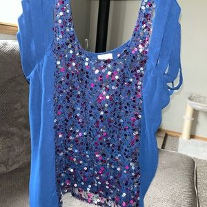 🧨Medium Daytrip top